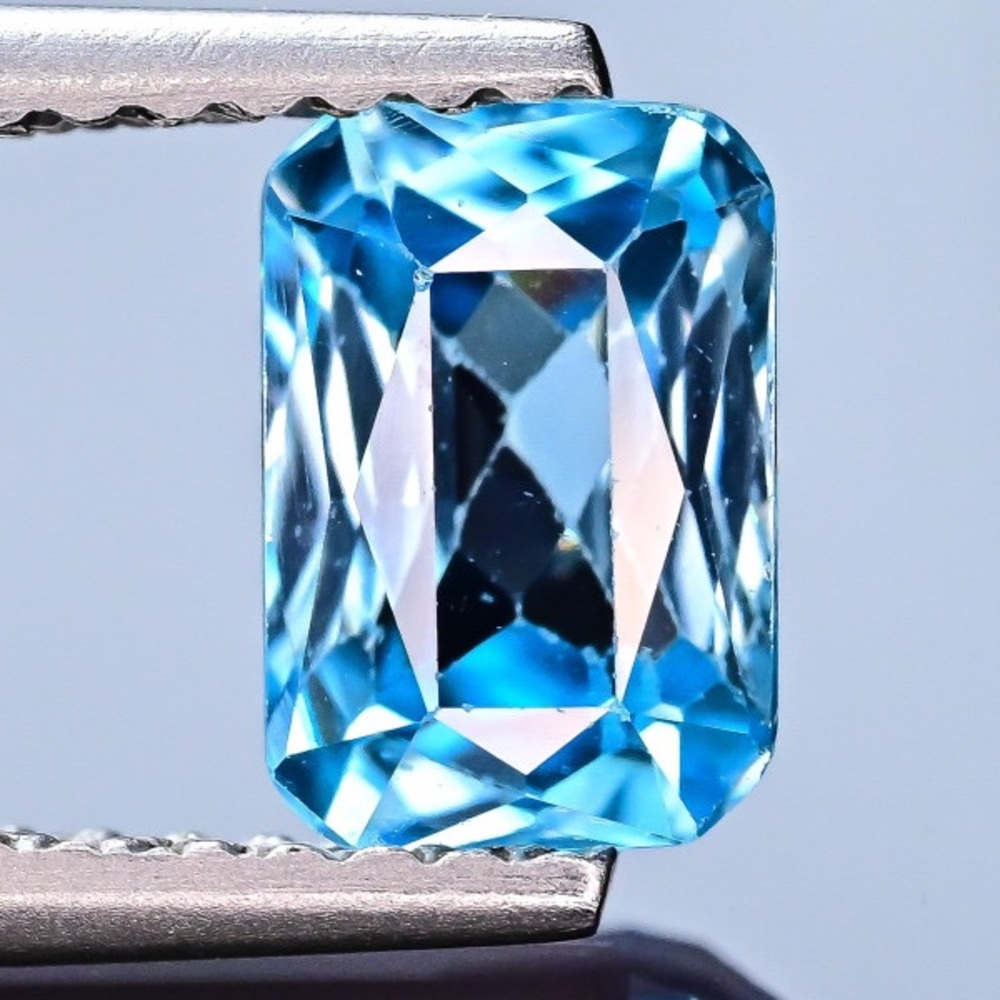 Imperial Zircon: 1.53 Ct Electric D Block Cambolite